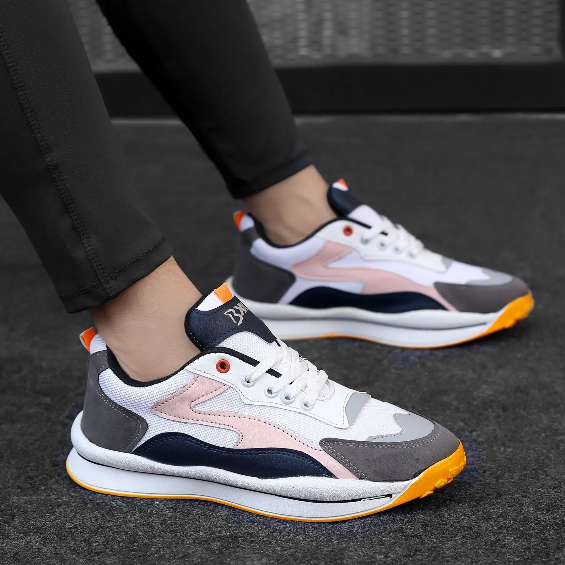 Men's New Latest Trendiest Outdoor Sneaker Shoes